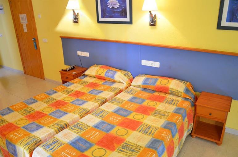 Aparthotel Vibra Sanan - Adults Only Sant Antoni de Portmany Exterior foto