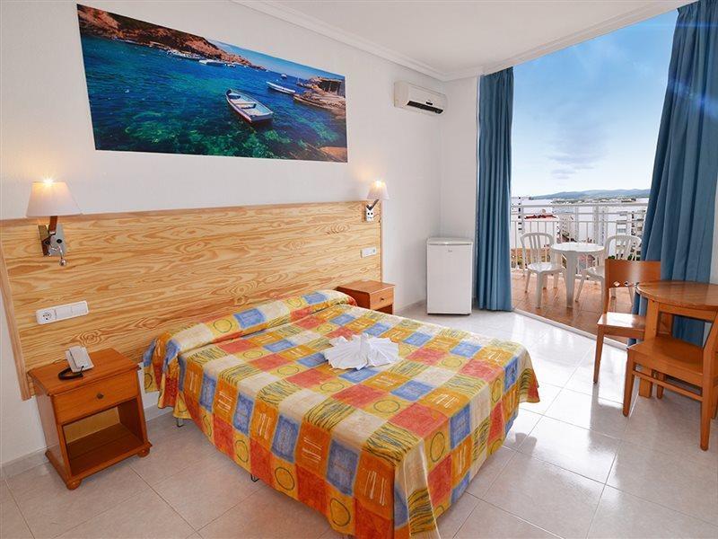 Aparthotel Vibra Sanan - Adults Only Sant Antoni de Portmany Exterior foto